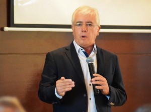 Impactante primera edici&oacute;n de las "Charlas Magistrales del PDA" dio Alvaro Mor&eacute;